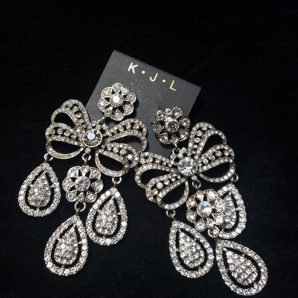 Kenneth Jay Lane - Picture 3 of 11